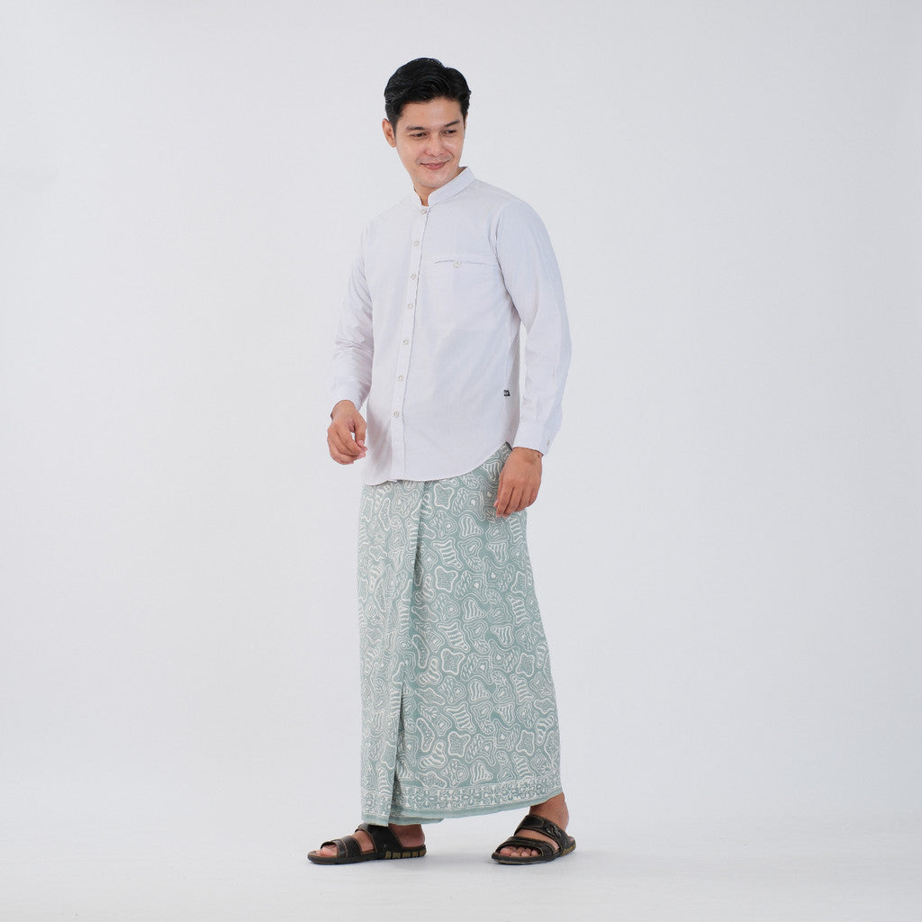 Sarung Batik Cap Pastel Monokrom Rayon Surya Teja SPM-7
