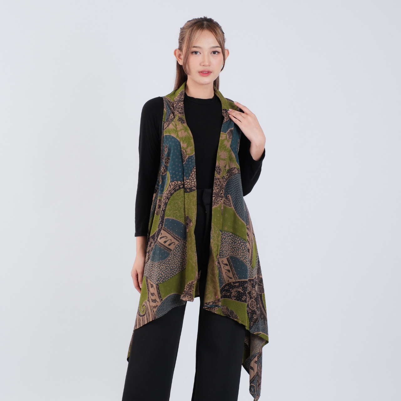 Outer Batik Tanpa Lengan Modern Wanita Rayon Premium - Batik Surya Teja (OB 1-3)