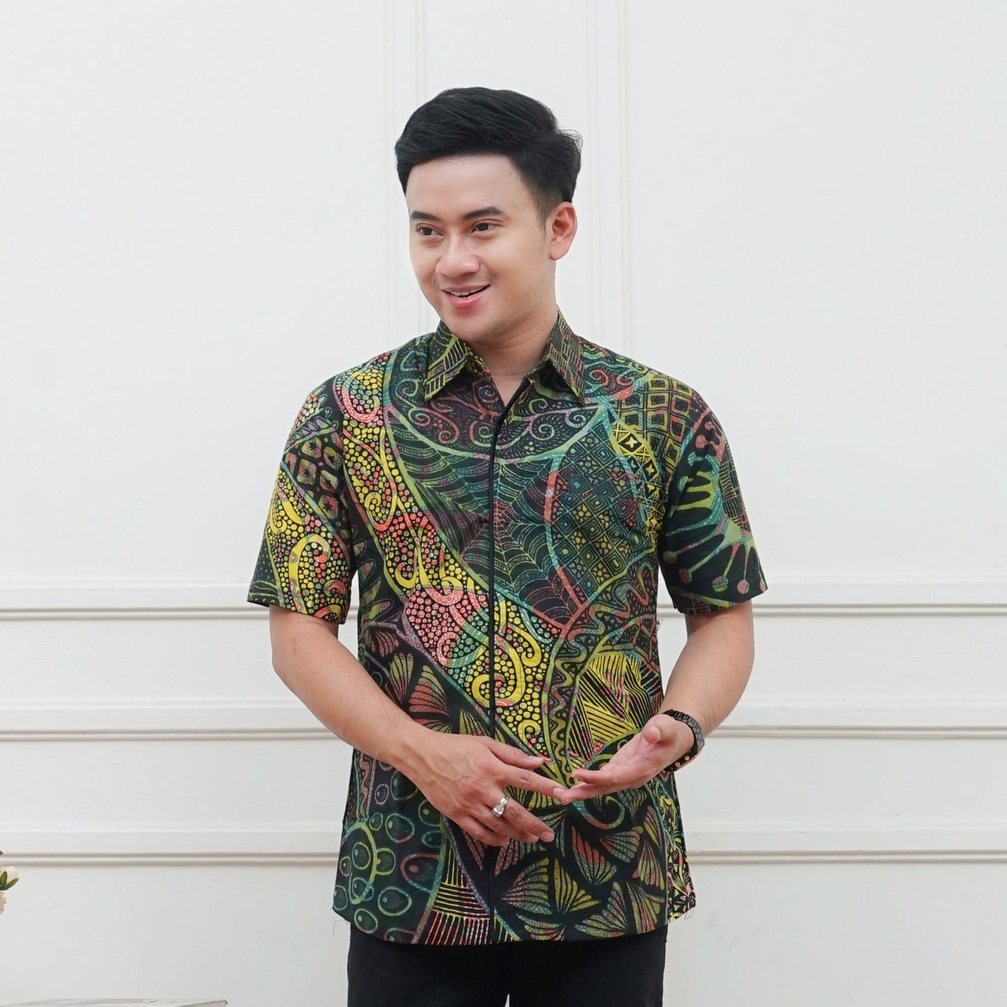 Kemeja Batik Pria Lengan Pendek Katun Premium Lapis Furing - Batik Surya Teja (KPE 1-5)