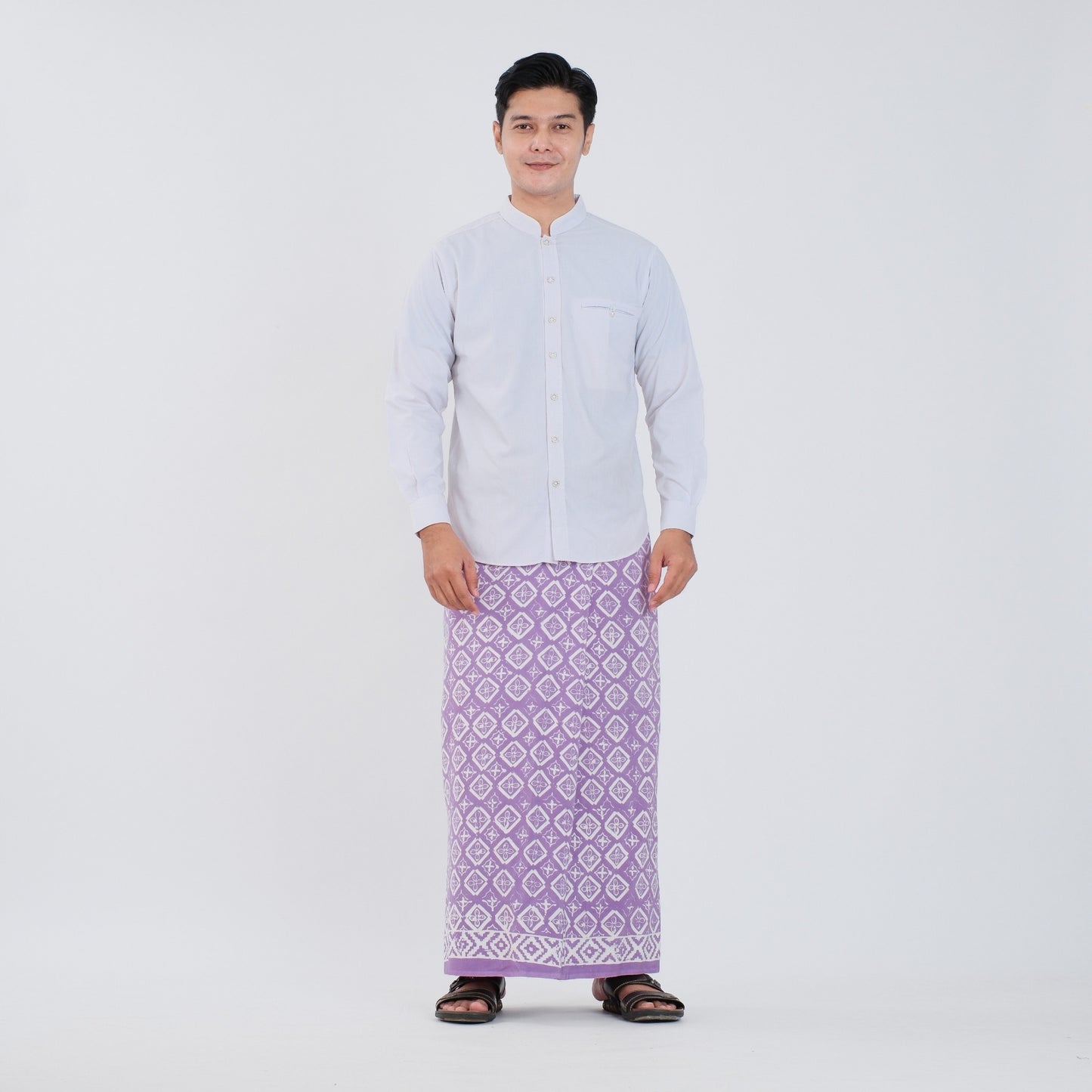 Sarung Batik Cap Lavender Monokrom Rayon Premium - Batik Surya Teja (SPM 3-18)