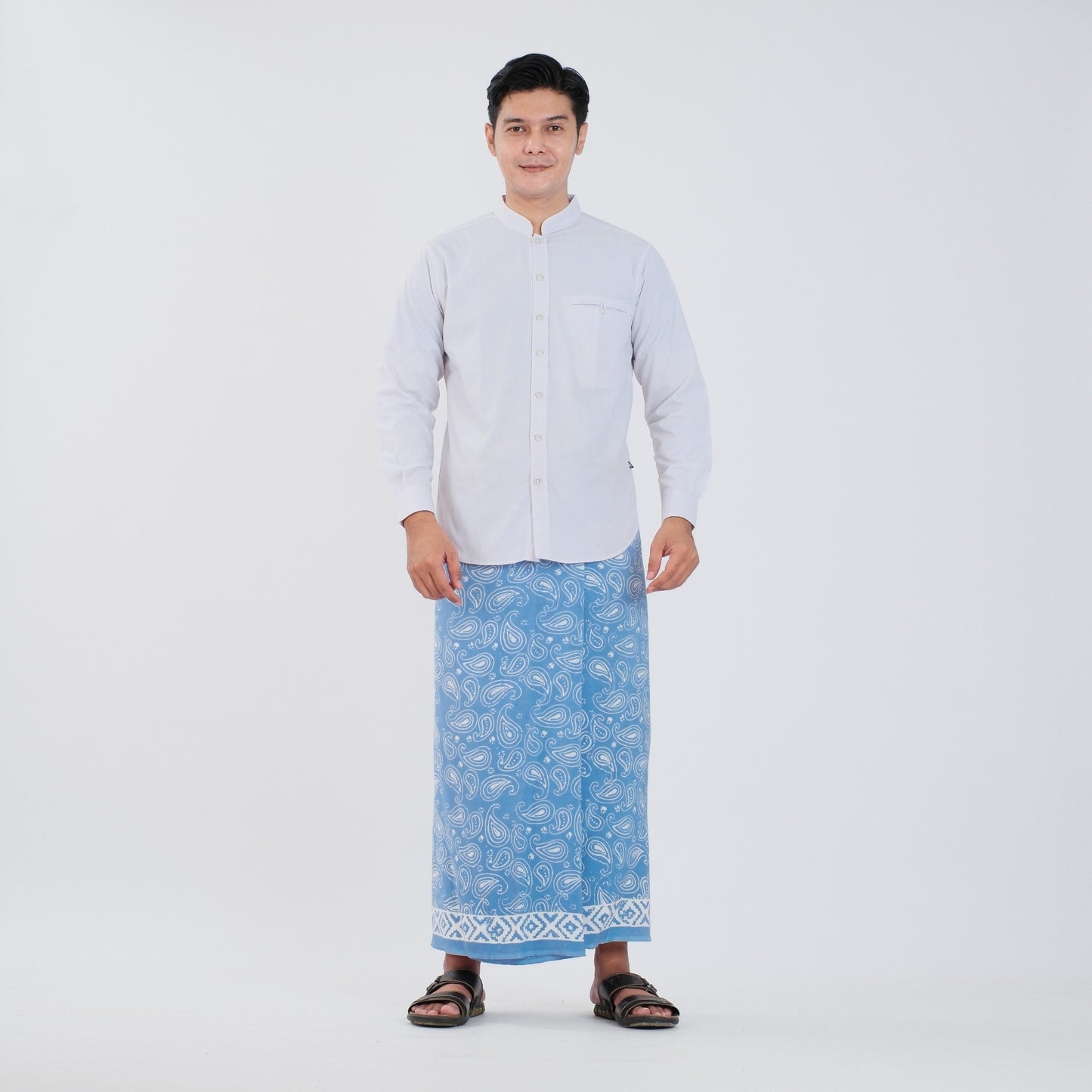 Sarung Batik Cap Sky Blue Monokrom Rayon Premium - Batik Surya Teja (SPM 5-16)