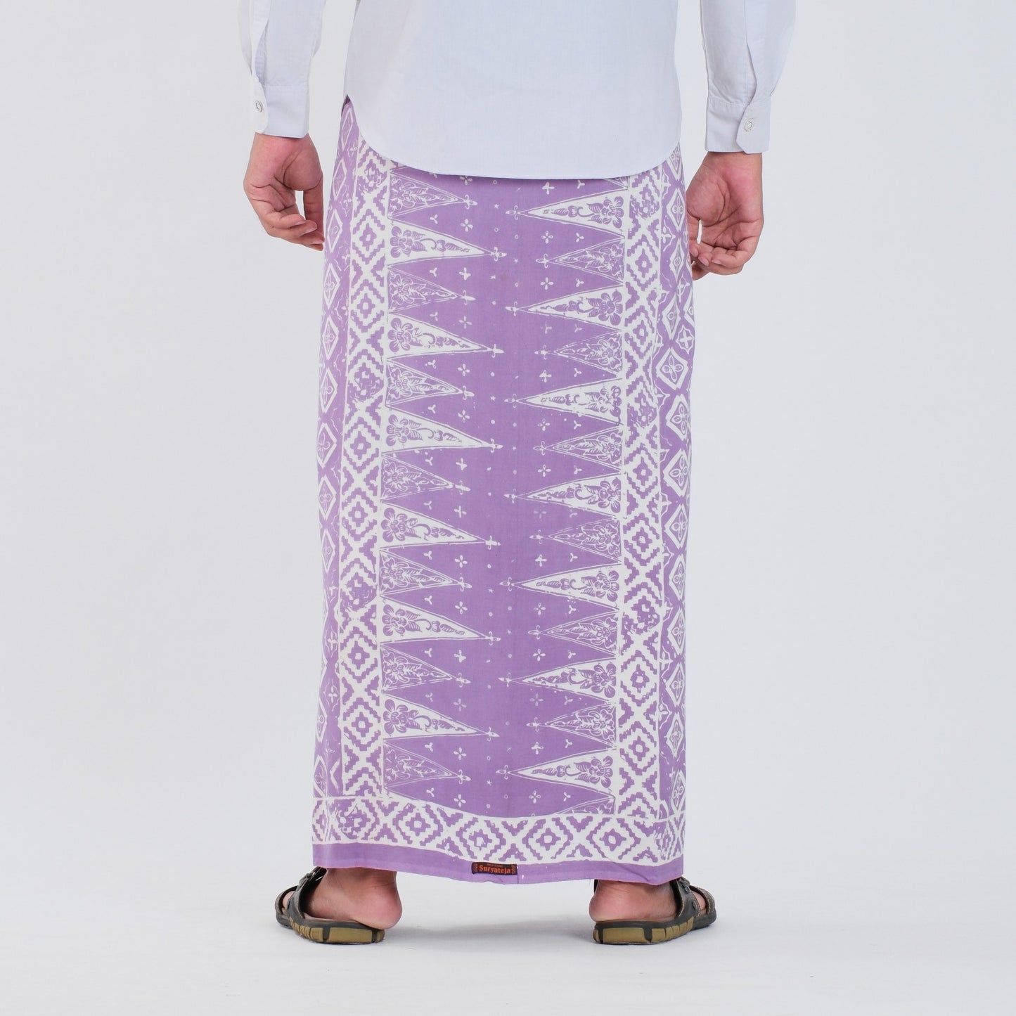 Sarung Batik Cap Lavender Monokrom Rayon Premium - Batik Surya Teja (SPM 3-18)