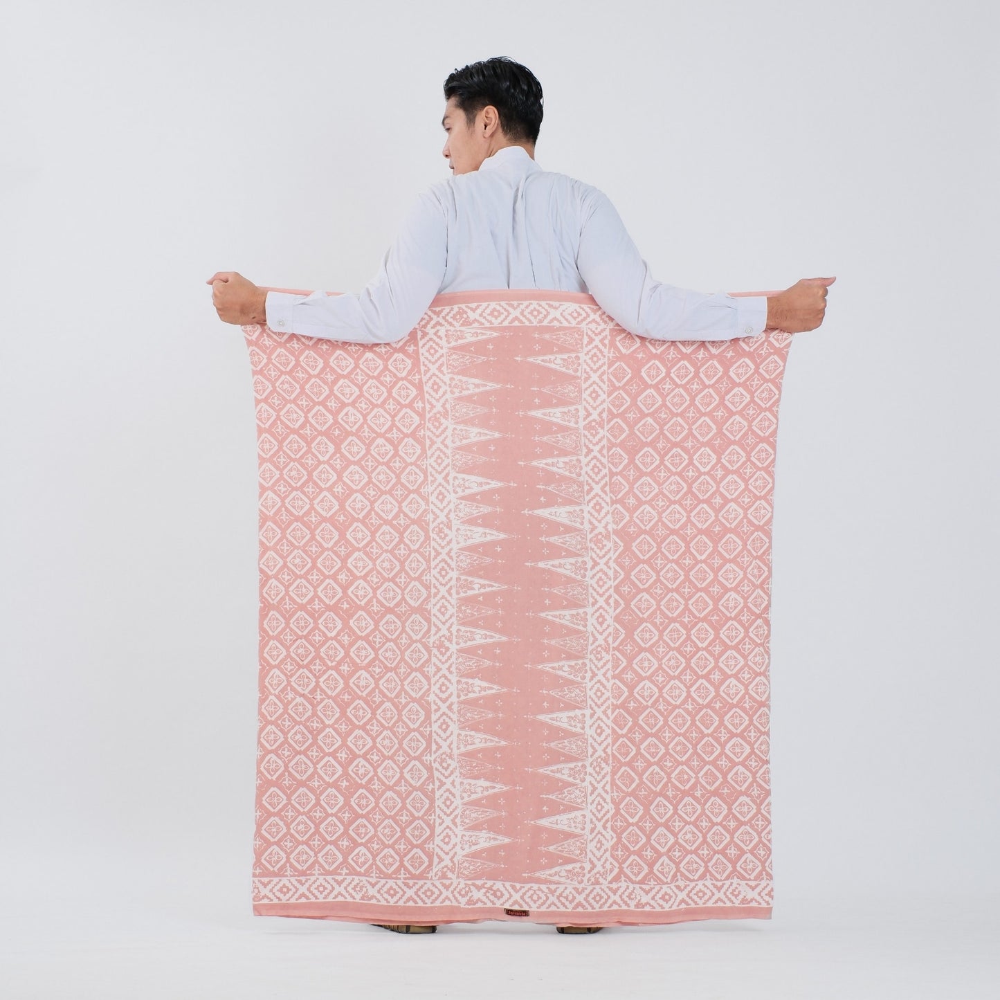 Sarung Batik Cap Peach Monokrom Rayon Premium - Batik Surya Teja (SPM 1-20)