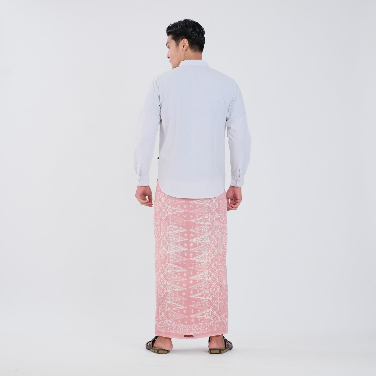 Sarung Batik Cap Baby Pink Monokrom Rayon Premium - Batik Surya Teja (SPM 4-17)