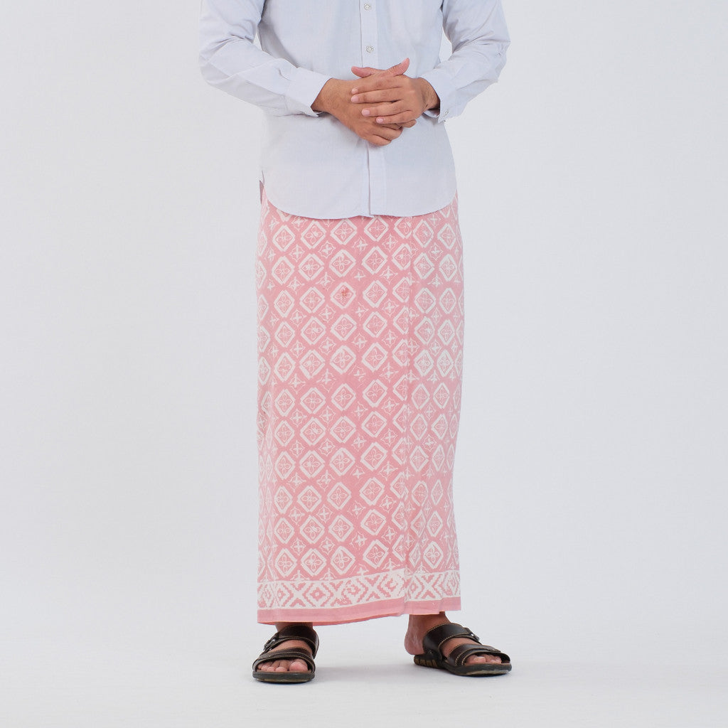 Sarung Batik Cap Pastel Monokrom Rayon Surya Teja SPM-15